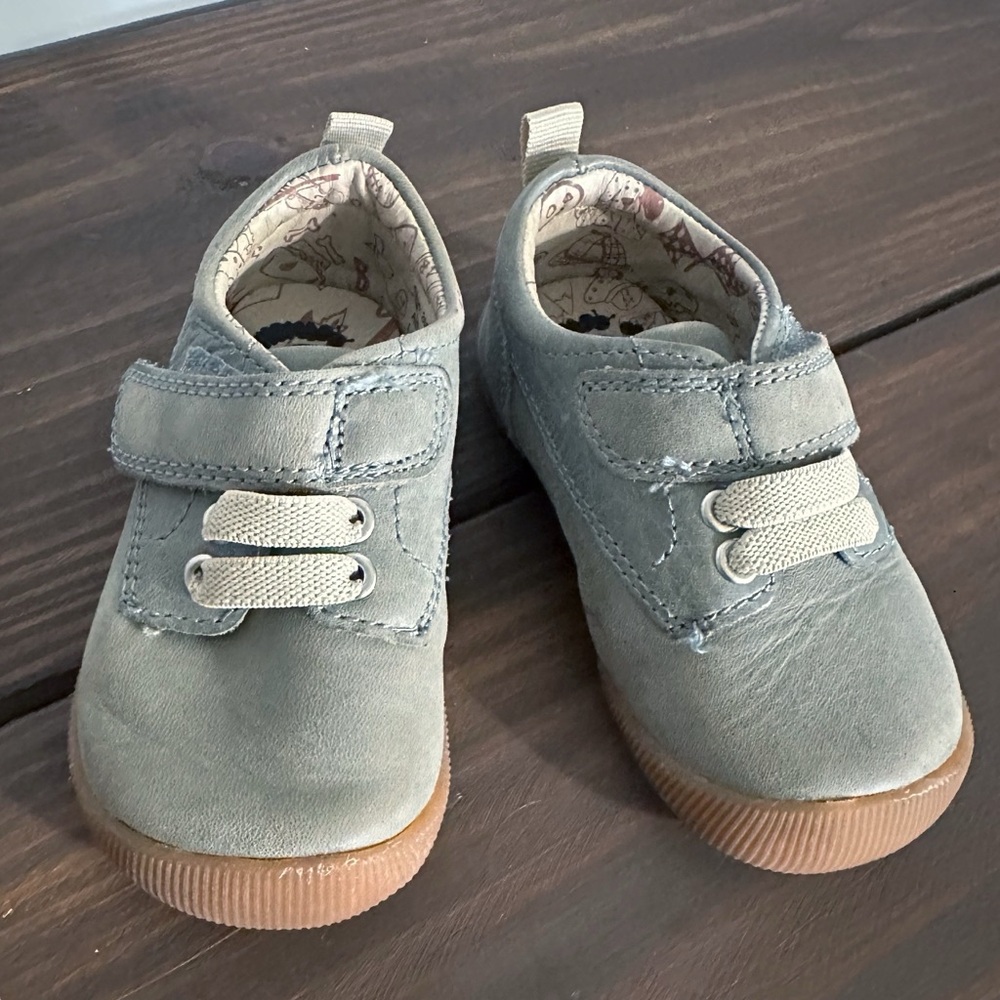 LIVIE AND LUCA boy's swift sneaker in faded‎ denim Leather